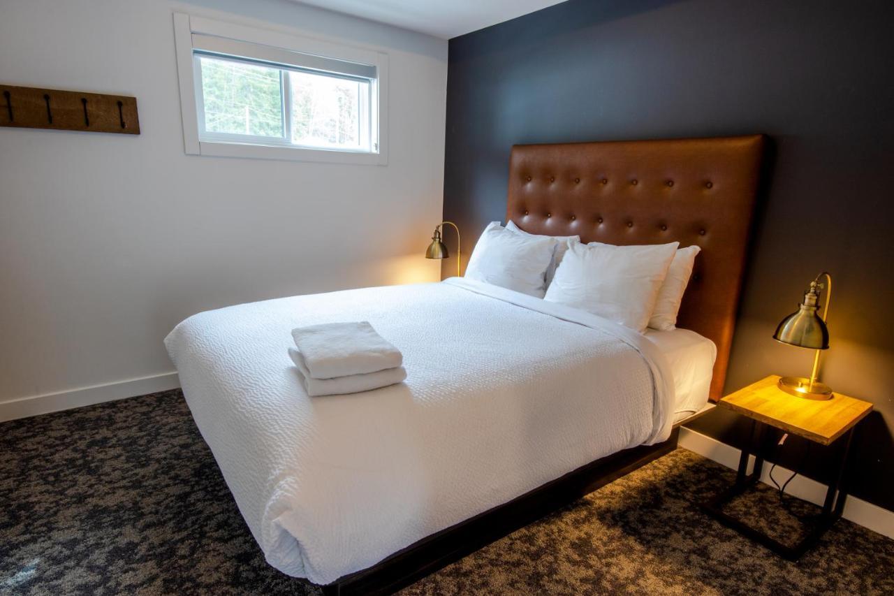 Basecamp Resorts Revelstoke Exteriér fotografie