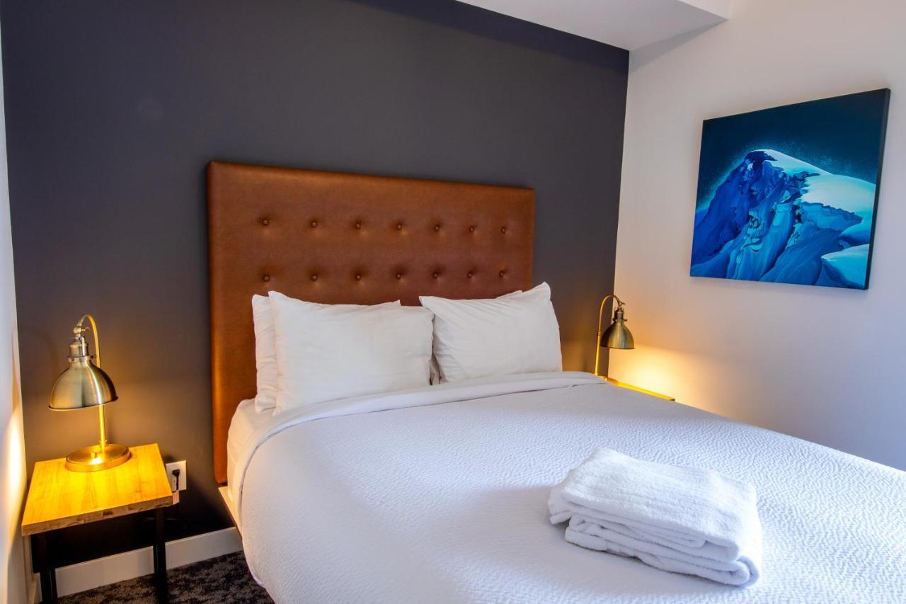 Basecamp Resorts Revelstoke Exteriér fotografie